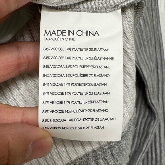 NWT Club Monaco Meredy Rib Knit Turtleneck Sweater Women's M Gray Crop Pullover - Picture 5 of 6